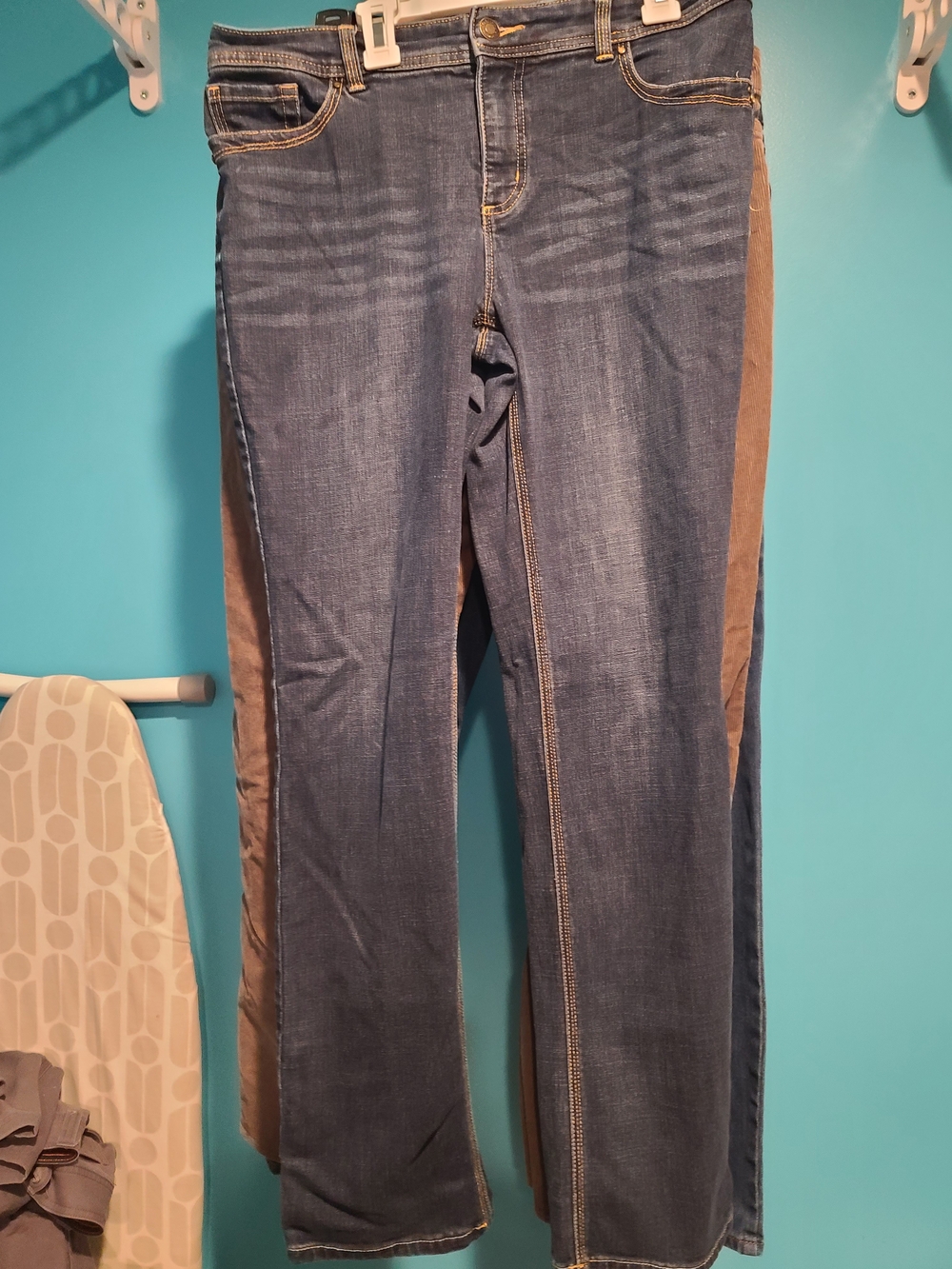 Chico's So Slimming Blue Jeans